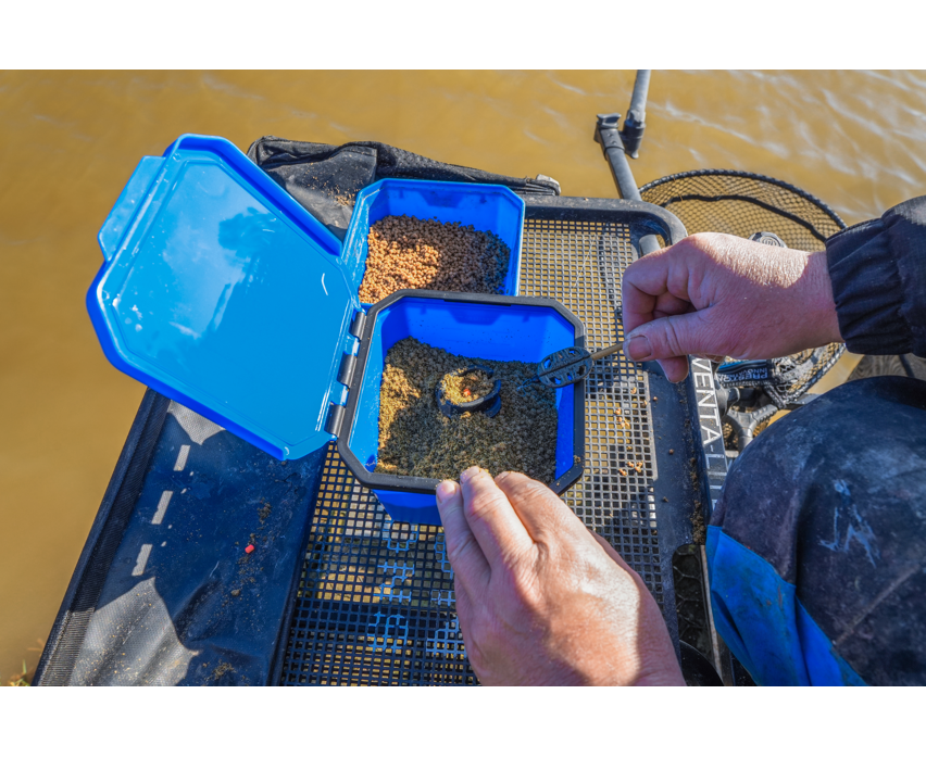 Preston 3 Pint Flip Lid Bait Tub